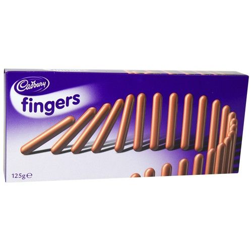 CADBURY Galletas en forma de palitos cubiertas de chocolate 125 g.